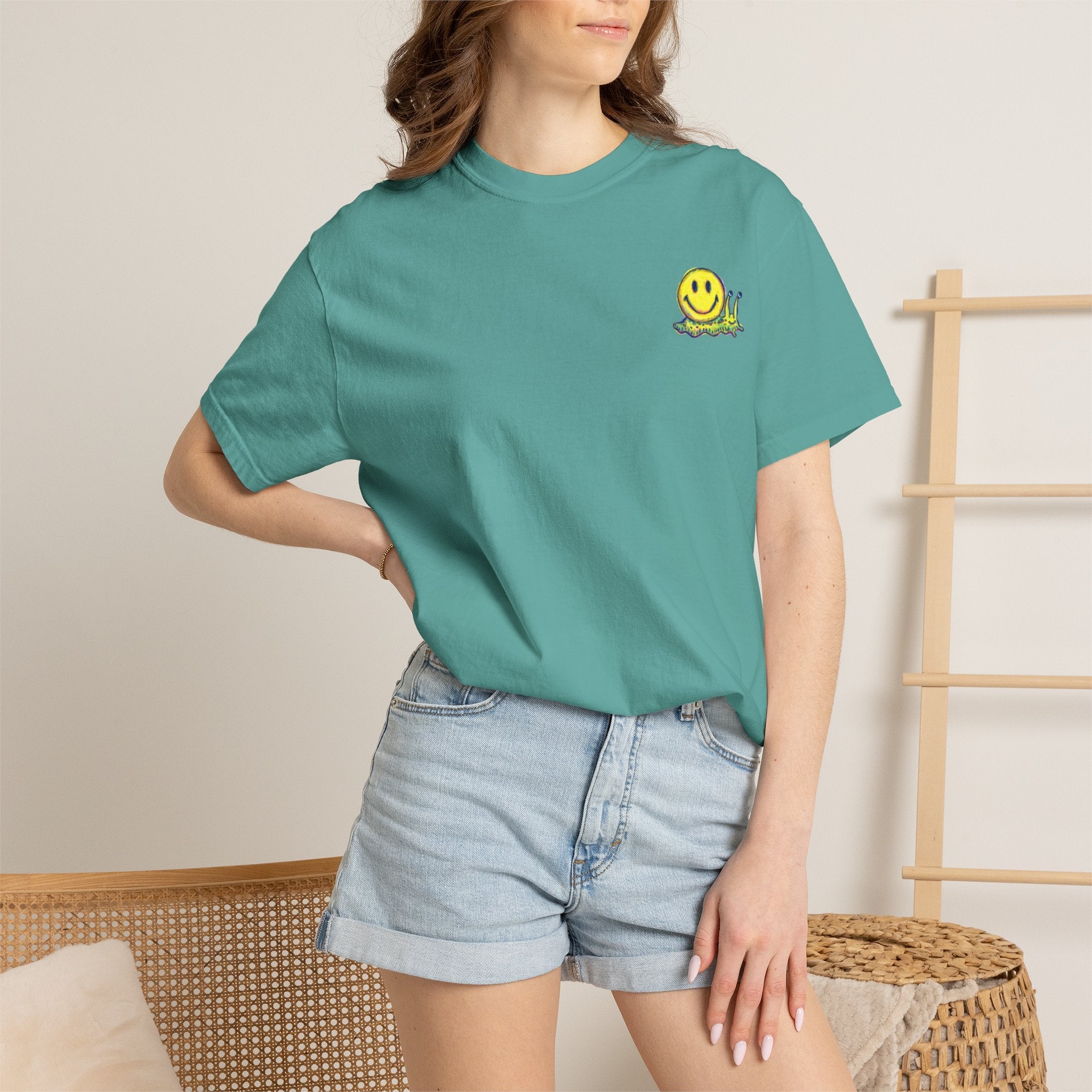Smiley Snail T-Shirt — Retro Cute Smiling Snail Graphic Tee