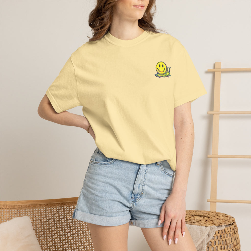 Smiley Snail T-Shirt — Retro Cute Smiling Snail Graphic Tee